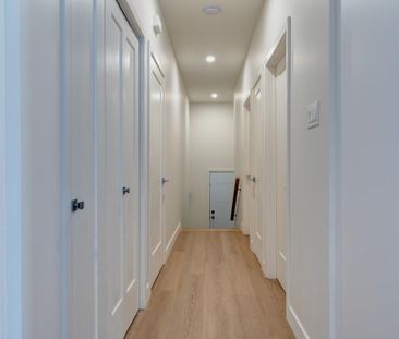 Logement 4 1/2 à louer demi sous-sol - Photo 2