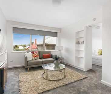 10/30 Bryant Street, Flemington VIC 3031 - Photo 4