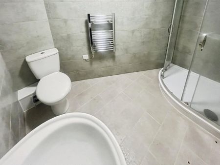 2 bedroom apartment to rent - Photo 3