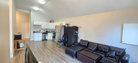 For Lease - 261 Cairn Street, London South, Ontario - Photo 2