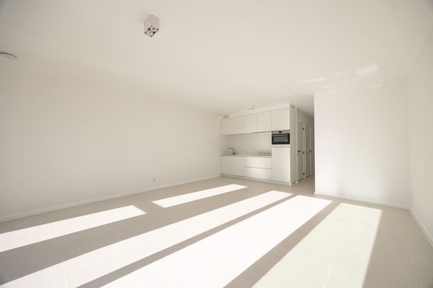 Modern en lichtrijk nieuwbouwappartement met 2 slaapkamers - Photo 1