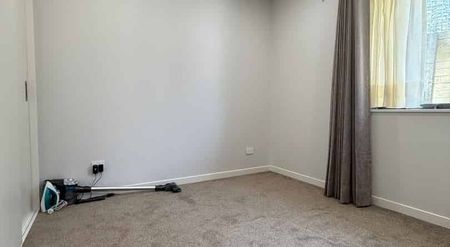 Stylish 2 Bedroom Home with Views & Top School Zones - Photo 4