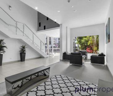 1/68 Benson Street, Toowong QLD 4066 - Photo 5