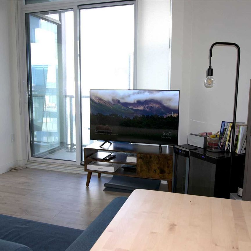 For Lease - 27 Bathurst Street Unit# 1718, Toronto, Ontario - Photo 1