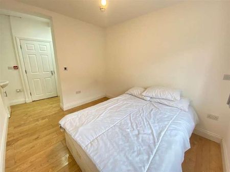 Uxbridge Road, Hanwell, UB1 - Photo 5