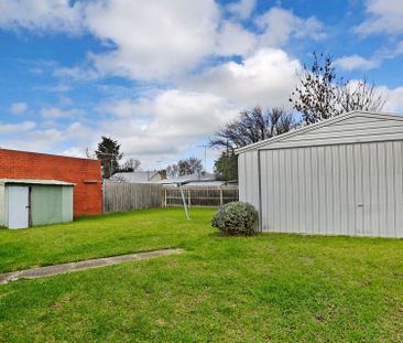 TIDY HOME ON LARGE BLOCK - Photo 5