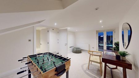 4 bedroom terraced house to rent - Photo 2