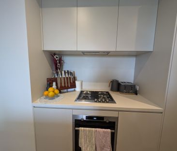 Flemington - Photo 4