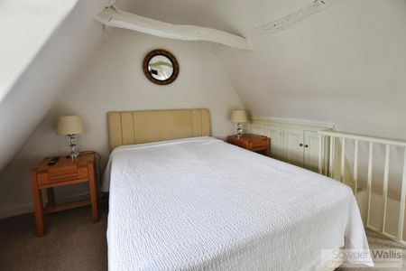 2 bedroom terraced house to rent - Photo 4