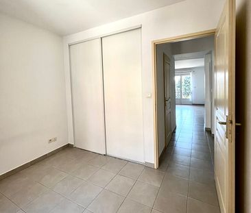 Location Appartement 2 pièces 38m² - Photo 4