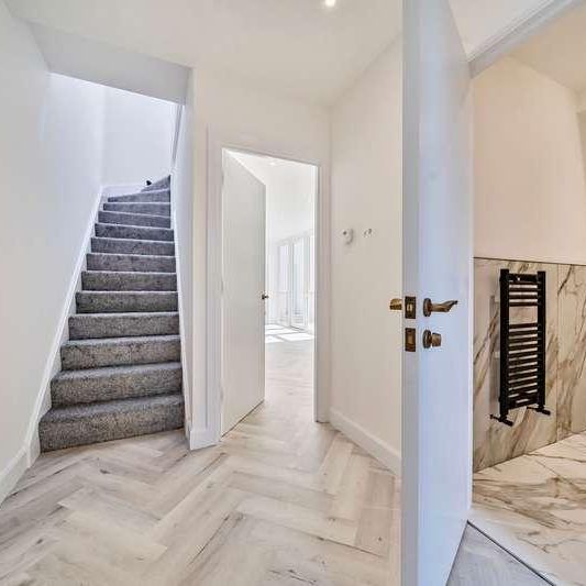 Lion Road, Bexleyheath, DA6 - Photo 1