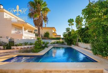 Chalet independiente en Benidorm ALQUILER LARGA TEMPORADA A PARTIR DE SEPTIEMBRE