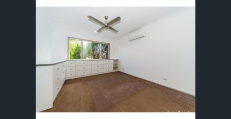 Spacious Family Home with Room to Grow! - Rent increasing to $950 Per Week in April 2026 - Photo 2