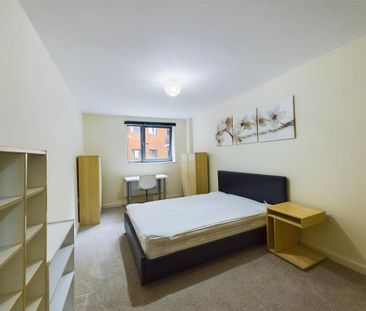 2 bedroom apartment to rent - Photo 6