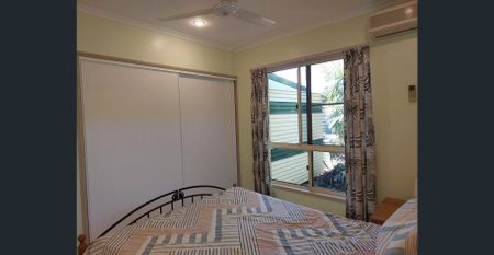 Furnished at the beach - Photo 5