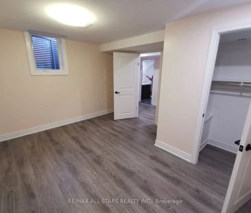 48 Fencerow Drive #Bsmnt - Photo 1