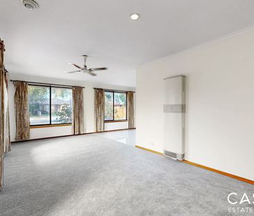 5 Roma Avenue, Cranbourne - Photo 3