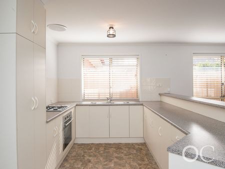 Spacious 3 bedroom home - Photo 5