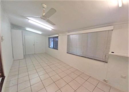 LARGE FAMILY HOME IN A1 LOCATION! - Photo 2