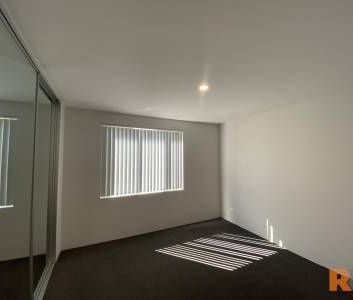 Ground floor: Modern 1 Bedroom NRAS Unit - Photo 6