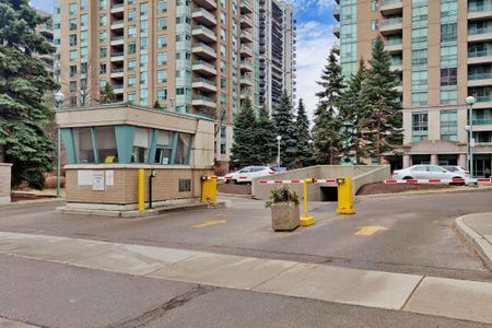 For Lease - 3 Pemberton Avenue Unit# 1905, Toronto, Ontario - Photo 4