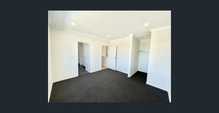 A Vibrant New Neighbourhood - Photo 3