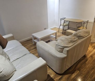 Studio Flat, Hutcheon Street, AB25 - Photo 2