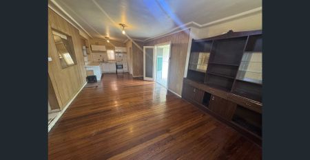 4 Bedroom house with 1 granny flat for rent - Photo 2