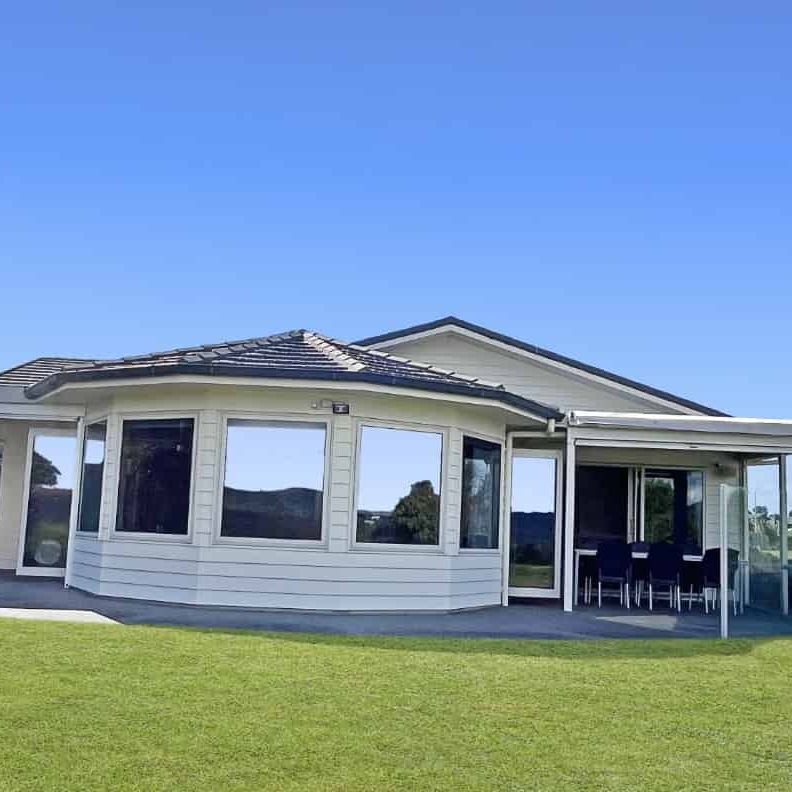 4 BED - RAINBOW POINT - Photo 1