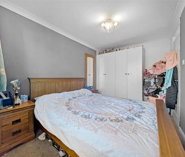 3 bedroom detached house to rent - Photo 5