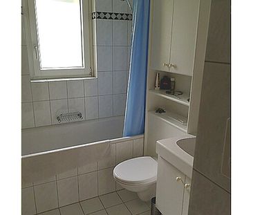 2 Zimmer-Wohnung in Oberengstringen (ZH), möbliert, auf Zeit - Photo 1