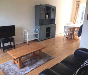 Broadacres, Guildford - Photo 4