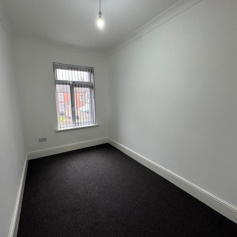 3 bedroom property to rent - Photo 1