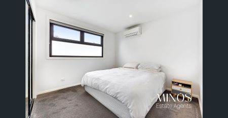 Living In Vogue! - Photo 3