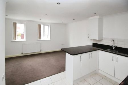 1 bedroom flat to rent - Photo 2
