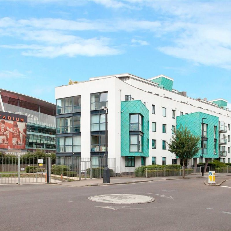 1 bedroom flat in Highbury - Photo 1