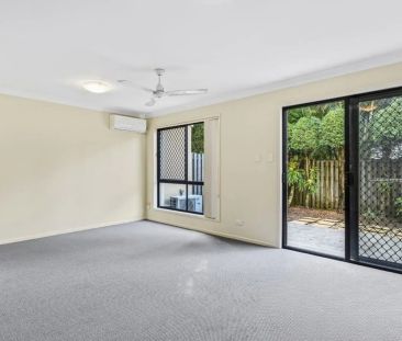 Spacious & Convenient Townhouse in Prime Southport Location - Photo 6