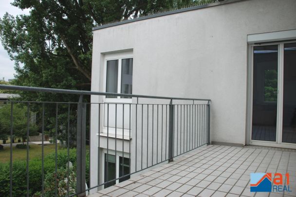 Wohnung mit großzügigem Balkon und Tiefgaragenabstellplatz zu mieten! - Photo 1