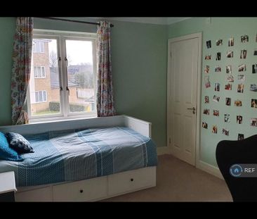 4 bedroom terraced house to rent - Photo 6