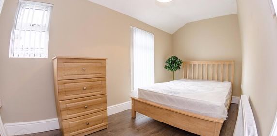 Clarendon Street, Cityside, Londonderry, BT48 7ER - Photo 2