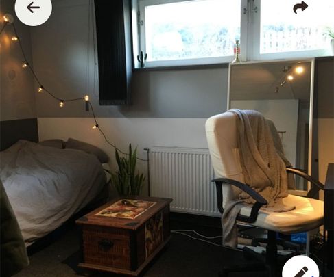 Krokvägen, Huddinge - Photo 1