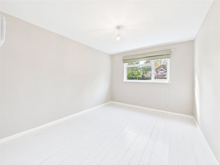 Elton Close, Hampton Wick, KT1, Kingston Upon Thames - Photo 3