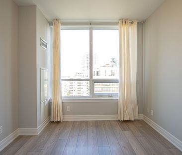 For Lease - 36 Elm Dr W Drive Unit# 2210, Mississauga, Ontario - Photo 3