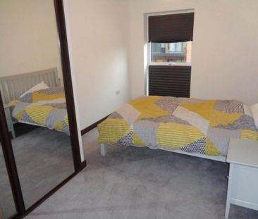 2 bedroom flat to rent - Photo 6