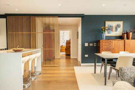 Jubilee Walk, Clerkenwell, WC1X - Photo 3