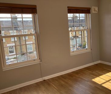 2 Bed Terraced House, Glendish Road, N17 - Photo 1