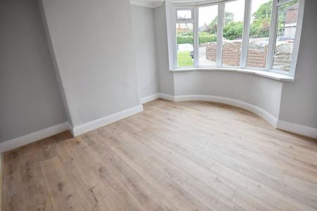 3 bedroom semi-detached house to rent - Photo 2