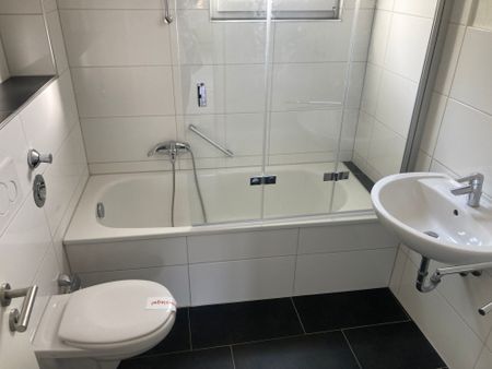 *** Moderne 3-Zi-Wohnung sucht neuen Bewohner *** - Foto 3