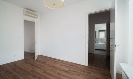 Warszawa, Śródmieście, Śródmieście Północne, Grzybowska - Photo 5