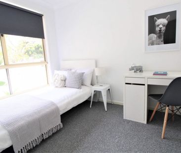 Located up private driveway - Photo 1